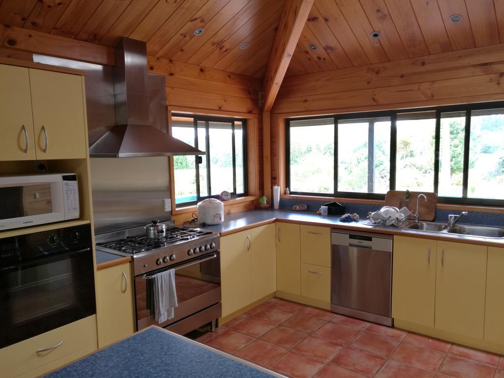 Beaver Farm House Бомбэй Экстерьер фото