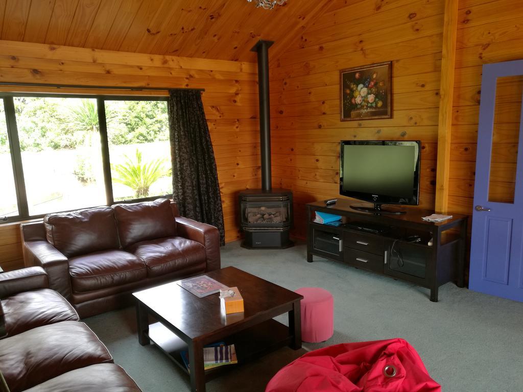 Beaver Farm House Бомбэй Экстерьер фото
