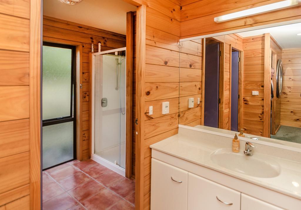 Beaver Farm House Бомбэй Экстерьер фото